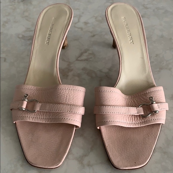 Baby pink Burberry slipper heel - Picture 1 of 5